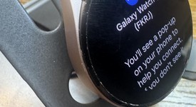Fair
													Samsung Galaxy Watch4 - Unlocked, Gold, 40mm, photo 3 of 6