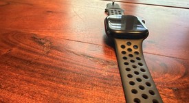 Good
													Apple Watch Series 10 46mm - Black, A2999 - GPS, Aluminum, photo 5 of 10