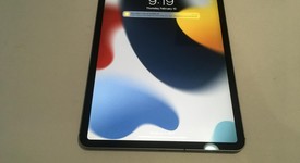 Good
													Apple iPad Pro 11" 2018 - Unlocked Non-US, Gray, 512 GB, A1934, photo 1 of 12