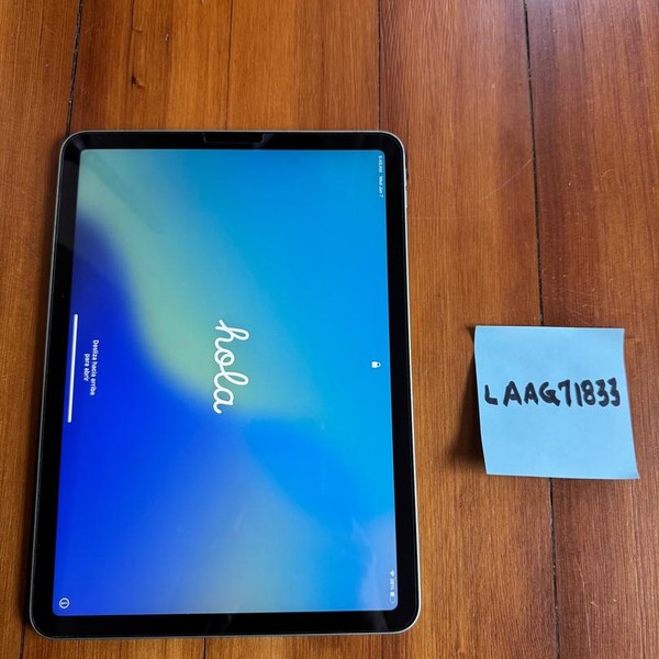 Apple iPad Air 4th Gen - Wi-Fi, 64 GB, Silver, A2316