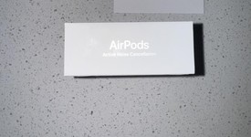 New
													Apple AirPods 4th Gen - Active Noise Cancellation, photo 4 of 4
