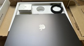 Mint
													MacBook Pro Late 2023 (M3) - 16" - Apple M3 Pro 12-core, Black, 512 GB, 18 GB, 18-core GPU, photo 5 of 15