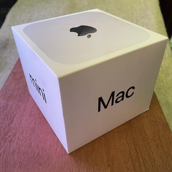 Mac Mini 2024 - 2 TB, 64 GB, Apple M4 Pro 12-core