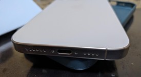 Mint
													Apple iPhone 16 Pro Max - Unlocked, Desert, 512 GB, A3084, photo 4 of 10