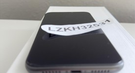 Mint
													Apple iPhone 11 - Unlocked, Black, 128 GB, A2111, photo 3 of 6