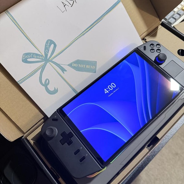 Lenovo Legion Go - 1 TB, Black, 16 GB, AMD Ryzen Z1 Extreme