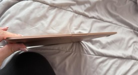 Good
													MacBook Air 2019 - 13" - I5, Gold, 128 GB, 8 GB, photo 4 of 9