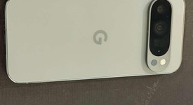 Good
													Google Pixel 9 Pro - Unlocked, Hazel, 128 GB, 16 GB, GR83Y, photo 2 of 10