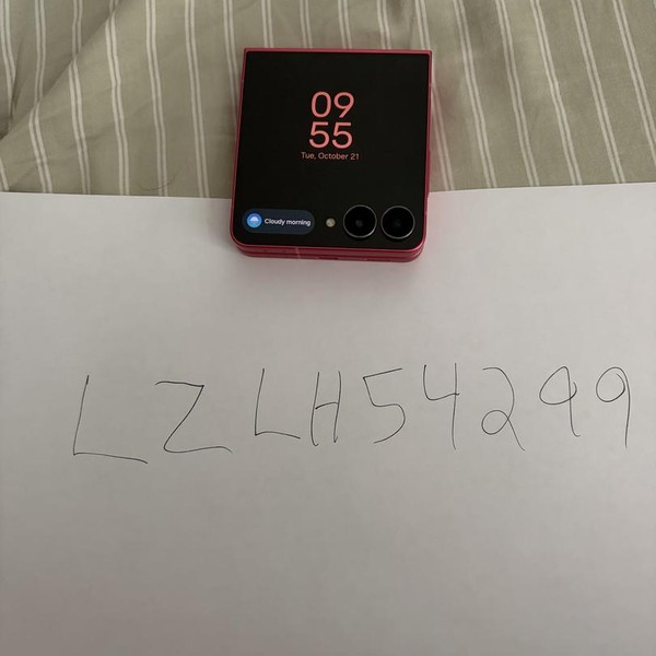 Samsung Galaxy Z Flip7 - Unlocked, 512 GB, Coral, 12 GB, SM-F766U1