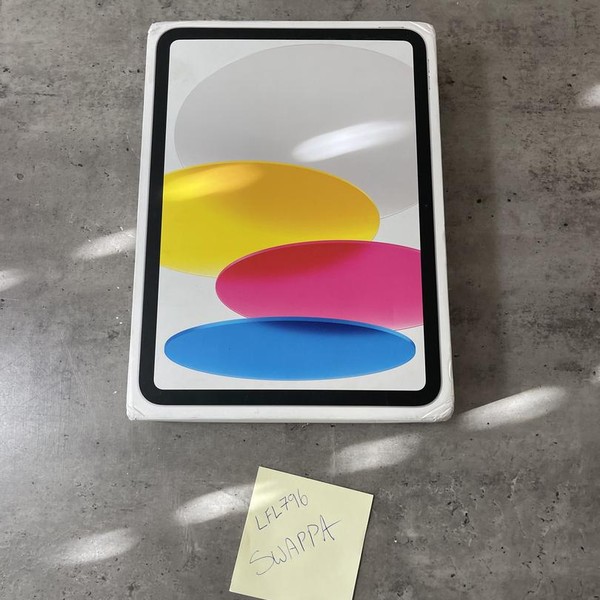 Apple iPad 10th Gen - Wi-Fi, 64 GB, Silver, A2696