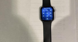 Good
													Apple Watch SE 1st Gen 44mm - Gray, A2352 - GPS, Aluminum, photo 3 of 6