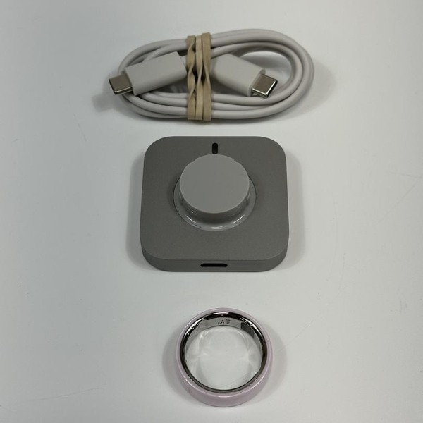 Oura Ring Gen 4 - Petal, Size 15, Ceramic