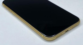 Mint
													Apple iPhone Xr - Verizon, Yellow, 64 GB, A1984, photo 4 of 6