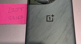 Fair
													OnePlus 12 - Unlocked, Green, 512 GB, 16 GB, CPH2583, photo 3 of 7