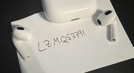 Used
													Apple AirPods 3rd Gen - MagSafe Case, photo 4 of 4