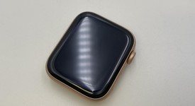 Good
													Apple Watch Series 6 44mm - Unlocked, Gold, A2294 - Cellular, Aluminum, photo 5 of 5