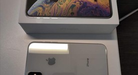 Good
													Apple iPhone Xs - AT&T, Silver, 256 GB, A1920, photo 5 of 9