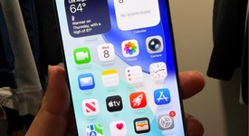 Good
													Apple iPhone 16 Pro Max - Unlocked, White, 256 GB, A3084, photo 2 of 6