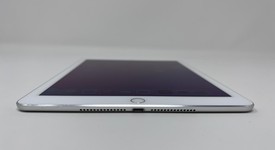 Mint
													Apple iPad Air 2 - Wi-Fi, Silver, 16 GB, photo 3 of 6