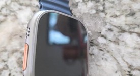 Good
													Apple Watch Ultra 2 49mm - Unlocked, Natural, A2986, photo 4 of 7