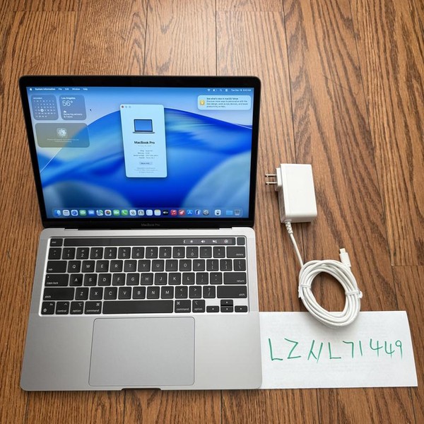 MacBook Pro 2020 - 13 inch - 512 GB, Gray, 8 GB, Apple M1