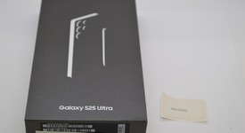 New
													Samsung Galaxy S25 Ultra - Unlocked, Jetblack, 512 GB, 12 GB, SM-S938U1, photo 1 of 4