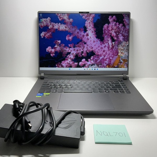 Asus ROG Strix G16 (2025) G615 - 1 TB, 32 GB, Intel Core i7