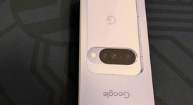 New
													Google Pixel 10 - Unlocked, Frost, 128 GB, GLBW0, photo 3 of 6