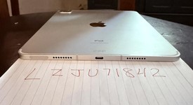 Good
													Apple iPad Pro 11" 3rd Gen 2021 - Unlocked, Silver, 256 GB, photo 5 of 5