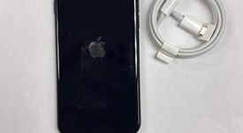 Mint
													Apple iPhone SE 3rd Gen 2022 - Unlocked, Midnight, 64 GB, A2595, photo 1 of 9