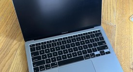 Good
													MacBook Air 2020 - 13" - I3, Silver, 256 GB, 8 GB, photo 1 of 6