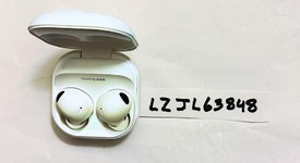 Used
													Samsung Galaxy Buds2 Pro - White, SM-R510, photo 4 of 4