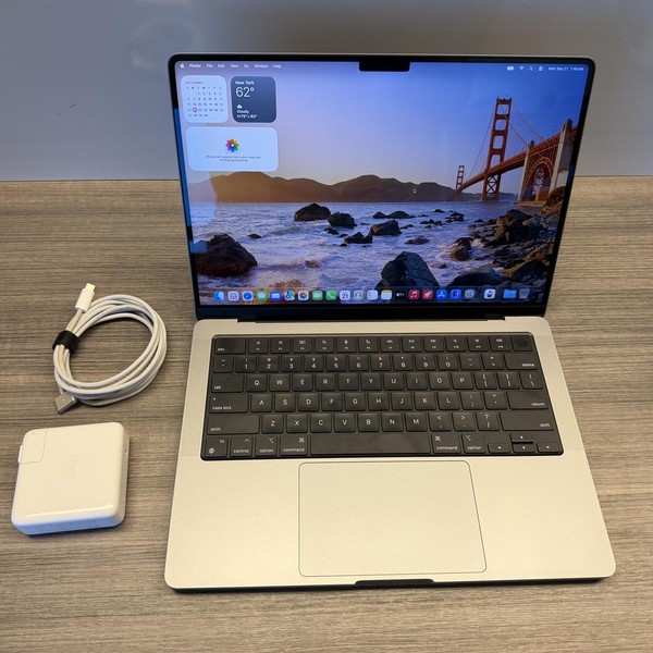 MacBook Pro 2021 - 14 inch - 512 GB, Gray, 16 GB, Apple M1 Pro 10-core