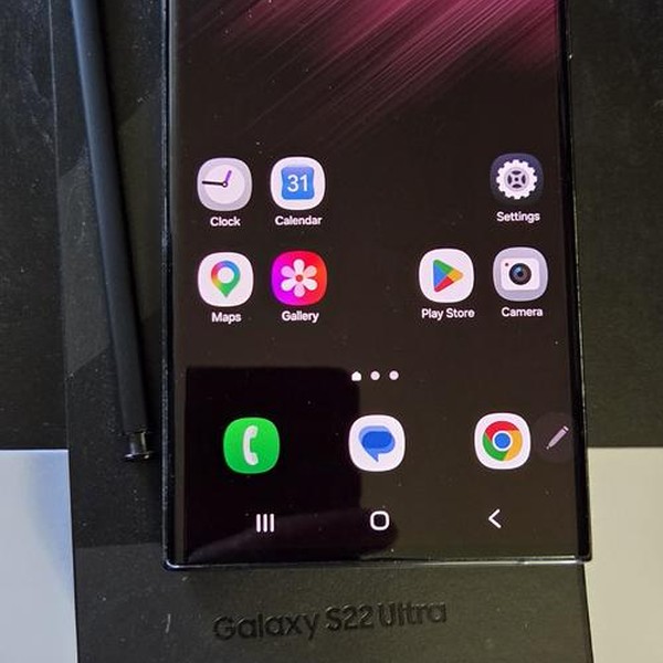 Samsung Galaxy S22 Ultra - Unlocked, 256 GB, Black, 12 GB, SM-S908U1