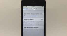 Good
													Apple iPhone SE 1st Gen 2016 - AT&T, Grey, 32 GB, A1662, photo 3 of 11