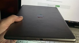 Good
													Apple iPad 8th Gen - Unlocked, Gray, 128 GB, A2428, photo 3 of 6