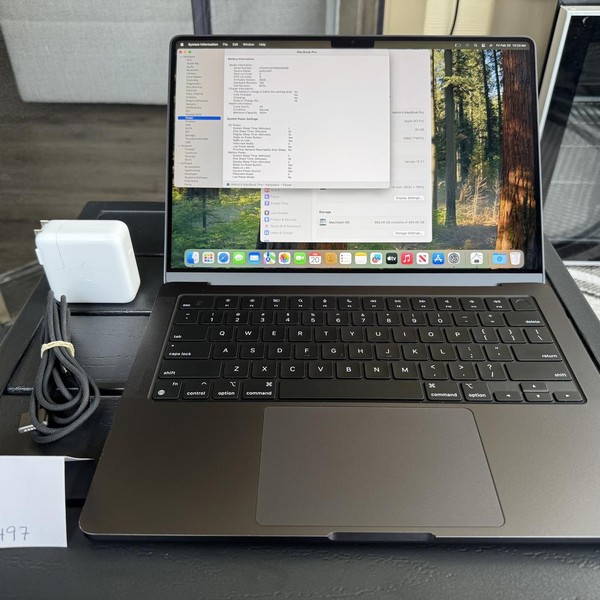 MacBook Pro Late 2023 (M3) - 14 inch - 1 TB, Black, 36 GB, Apple M3 Pro 11-core, 14-core GPU