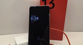 Mint
													OnePlus 13 - Unlocked, Midnight Ocean, 512 GB, 16 GB, photo 3 of 8
