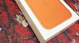 Mint
													Apple iPhone 17 Pro - Verizon, Cosmic Orange, 512 GB, A3256, photo 2 of 9