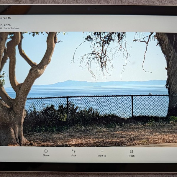 Apple iPad 11th Gen - Wi-Fi, 128 GB, Silver, A3354