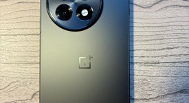 Mint
													OnePlus 13R - Unlocked, Nebula Noir, 256 GB, 12 GB, photo 4 of 8