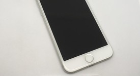 Good
													Apple iPhone 7 - Sprint, Silver, 32 GB, A1660, photo 4 of 12