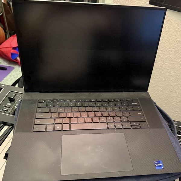 Dell XPS 17 9720 (2022) - 2 TB, 64 GB, Intel Core i9, FHD+ Plus Non-touch