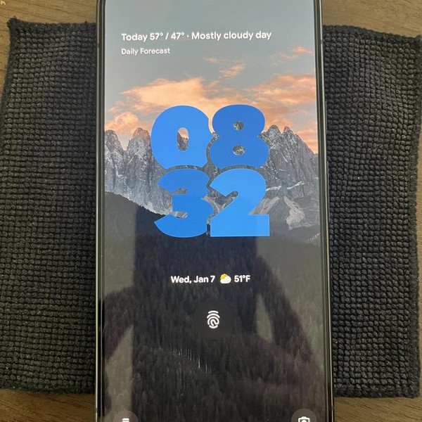 Google Pixel 10 Pro - Unlocked, 128 GB, Obsidian, G4QUR