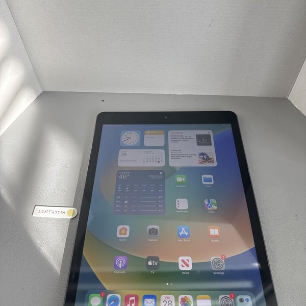 Apple iPad 9th Gen - Unlocked, 64 GB, Gray, A2603