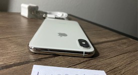 Good
													Apple iPhone Xs - Unlocked, Silver, 64 GB, A1920, photo 4 of 7