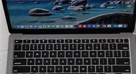 Good
													MacBook Air 2020 - 13" - Apple M1, Gray, 256 GB, 8 GB, photo 1 of 9