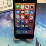 Good Apple iPhone SE 1st Gen 2016 - Unlocked, 32 GB, Grey, A1723