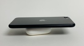 Good
													Apple iPhone SE 3rd Gen 2022 - Unlocked, Midnight, 64 GB, A2595, photo 4 of 9