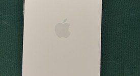 Mint
													Apple iPhone Air - Unlocked, Sky Blue, 256 GB, A3260, photo 5 of 8